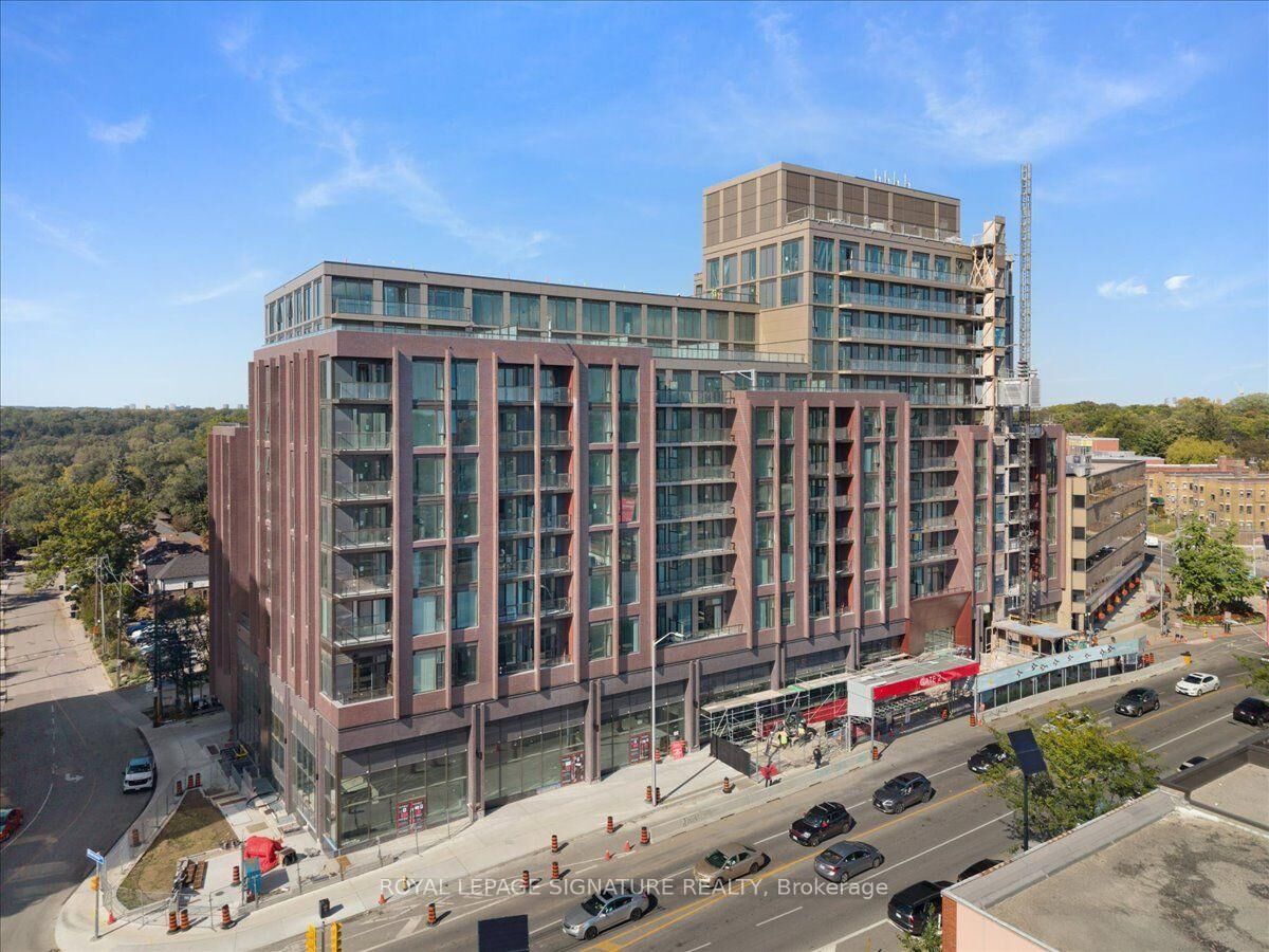 Property Photo:  2450 Bloor Street W 301  ON M6S 0A9 