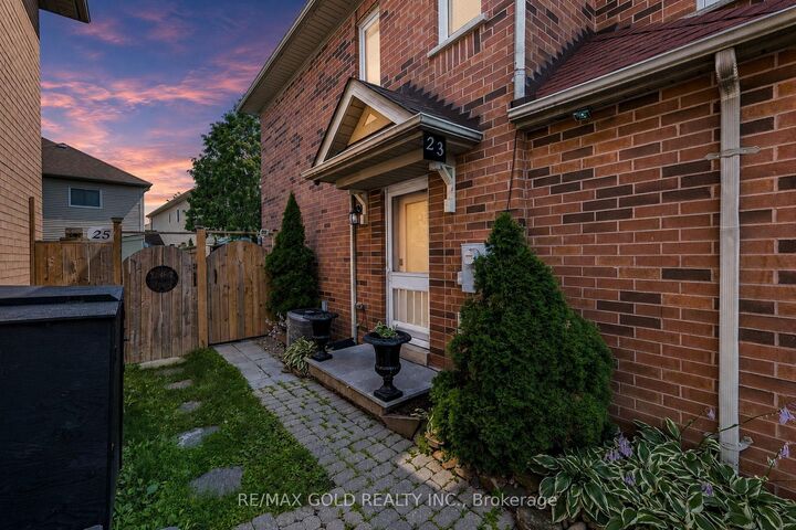 Property Photo:  23 Rain Lily Lane  ON L6R 1S4 