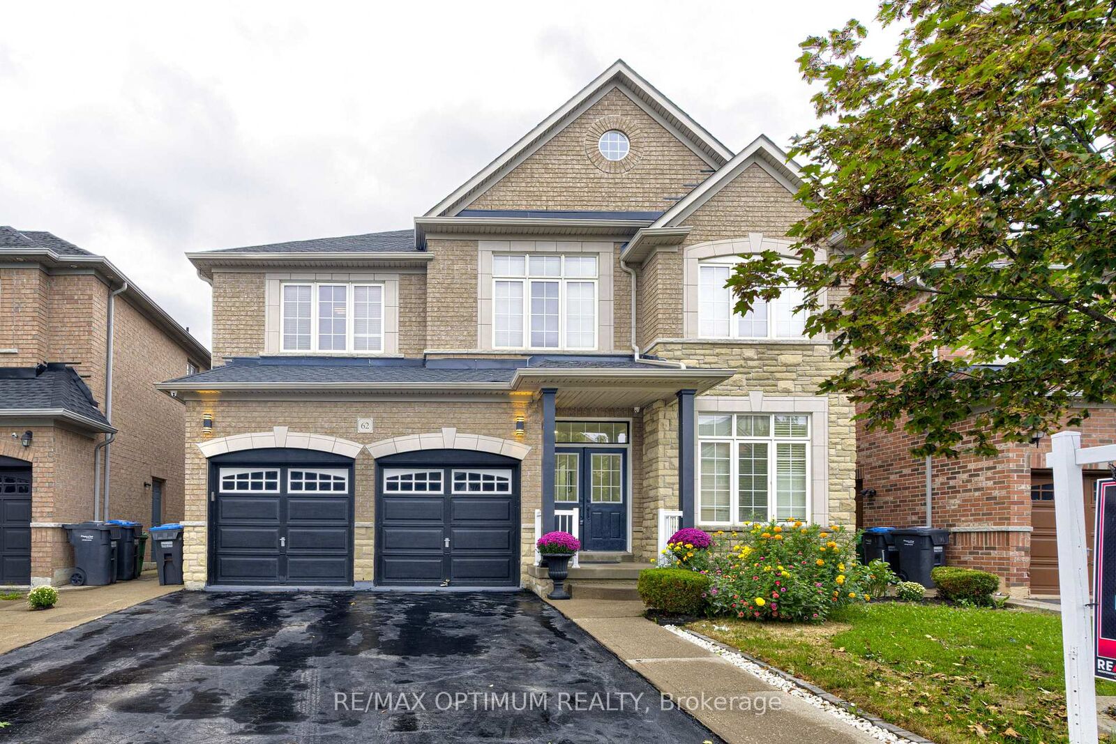 Property Photo:  62 Egypt Drive  ON L6R 0S4 