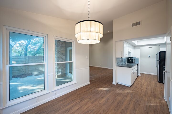 Property Photo: 1101 Milford Way 1 TX 78745