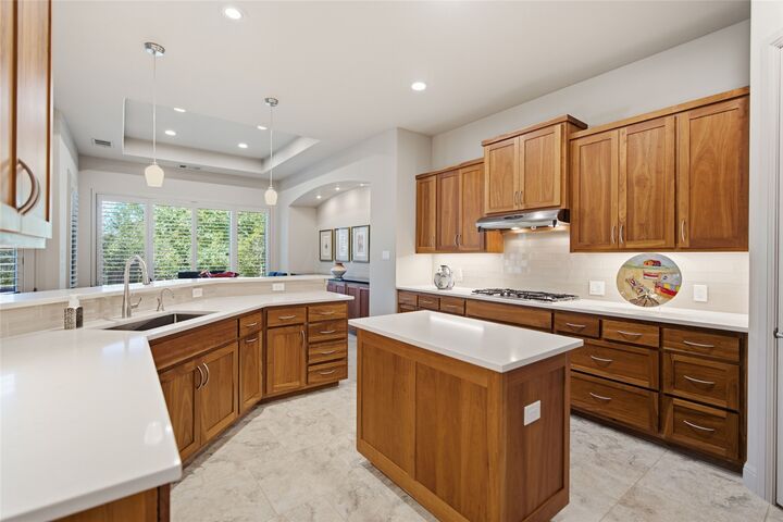 Property Photo: 321 Jack Nicklaus Drive TX 78738