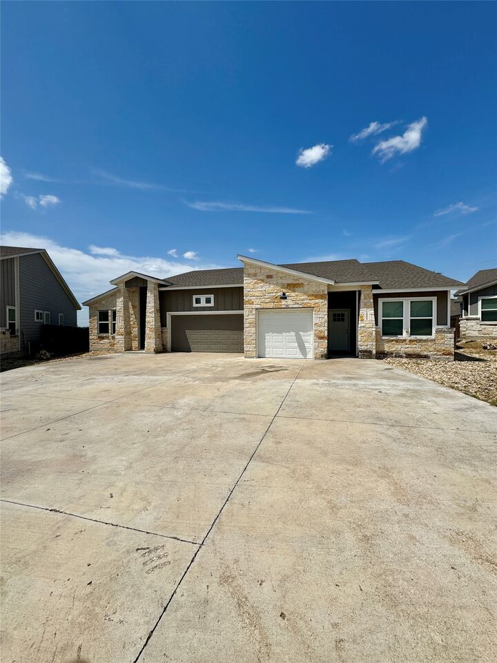 Property Photo: 105 Bailey Kay Court A TX 76537