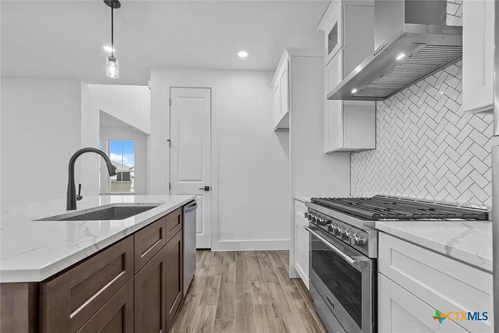 Property Photo:  165 Arena Drive  TX 78642 
