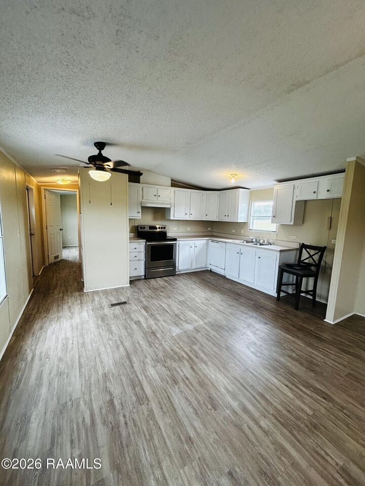 Property Photo:  190 Dolly Lane  LA 70551 