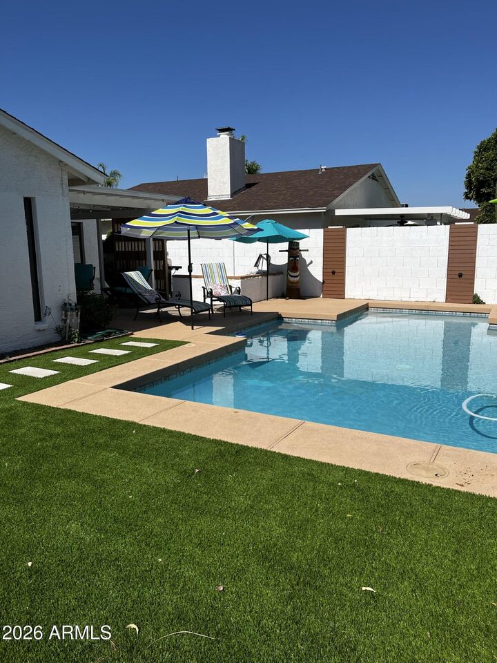 Property Photo: 306 W Sandra Terrace AZ 85023