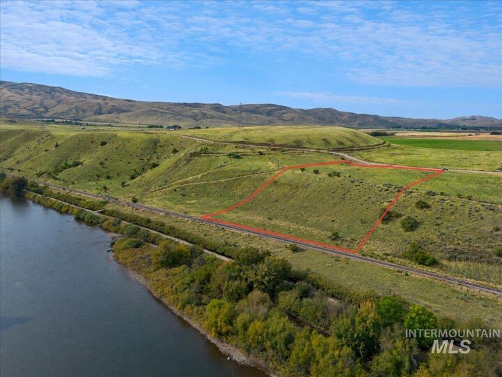 Property Photo: 4001 Harmony Ln (Lot 2) ID 83617