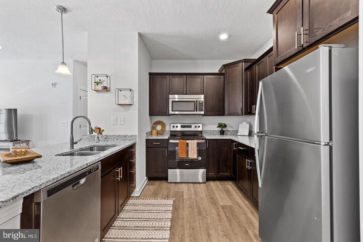 Property Photo: 980 Setting Sun Ln 07-104 PA 17201