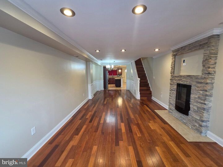 Property Photo:  131 S East Avenue  MD 21224 