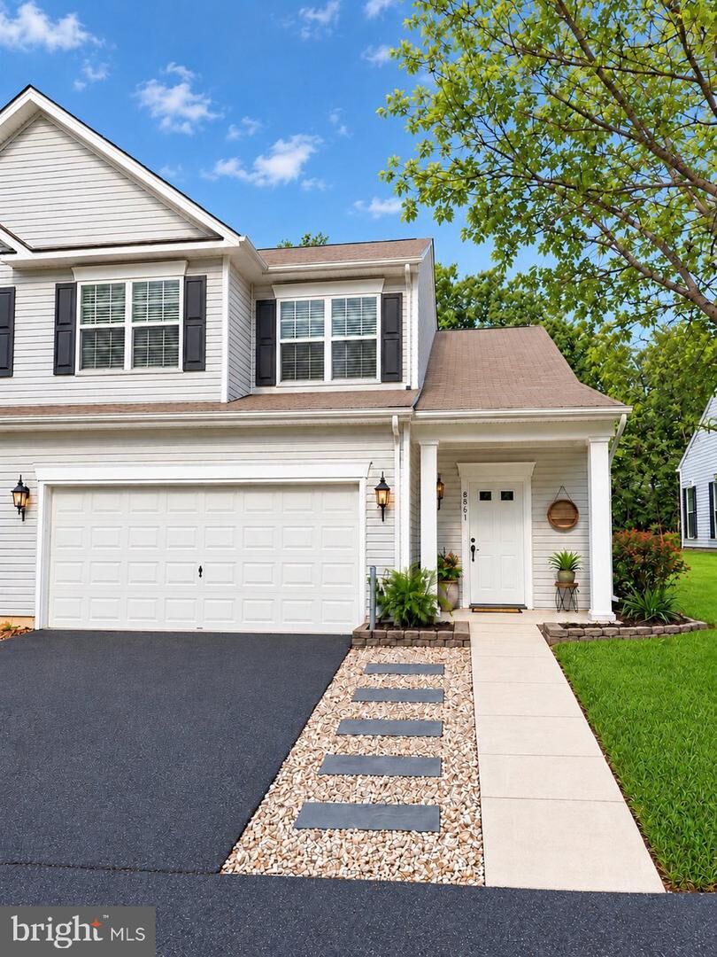 Property Photo: 8861 Hub Garth 16 MD 20794