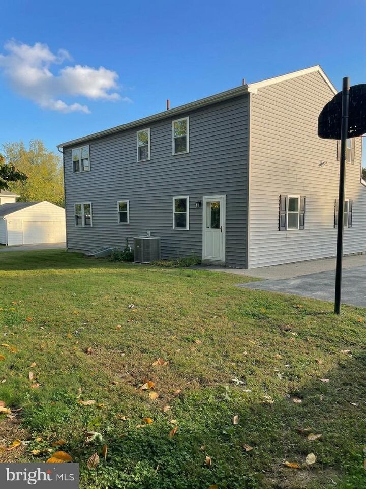 Property Photo:  17 Traverse Drive  PA 19462 