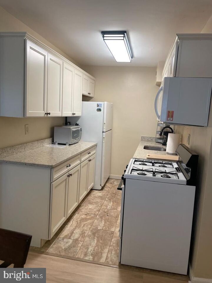 Property Photo:  1200 S Arlington Ridge Road 315  VA 22202 