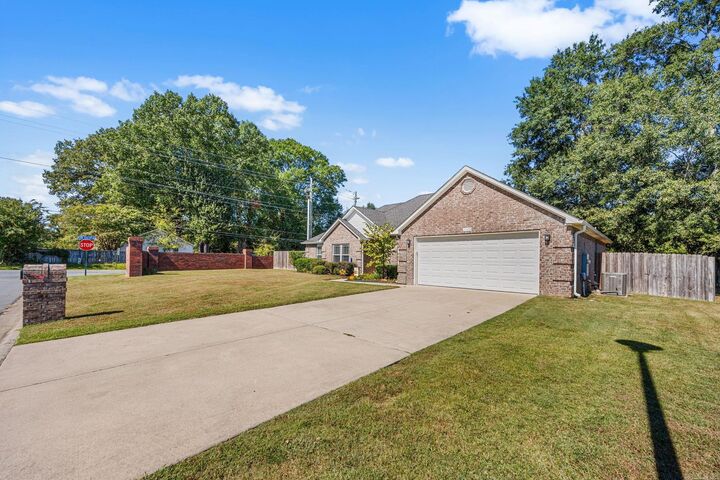 Property Photo:  115 Earnhardt Circle  AR 72023 