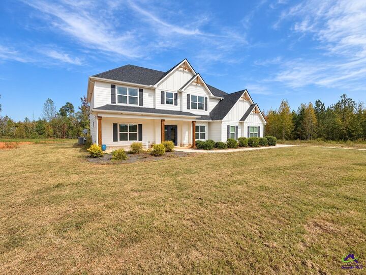 Property Photo: 5548 Highway 362 W GA 30292