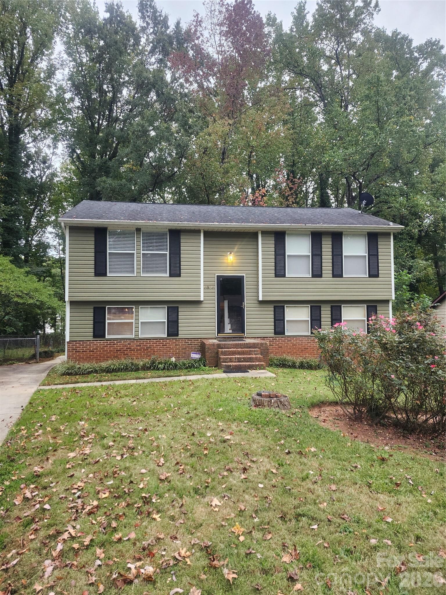 Property Photo: 6836 Honey Hurst Lane 14 NC 28212