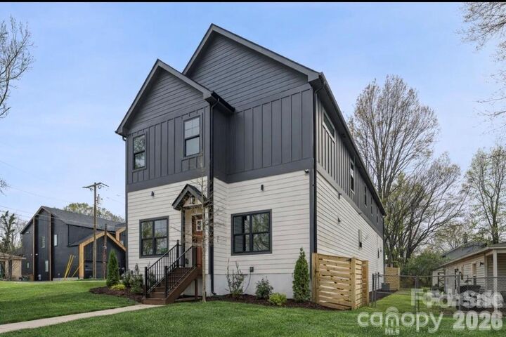 Property Photo: 426 E 19th Street NC 28206
