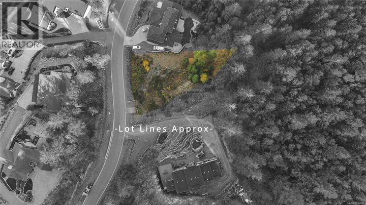 Property Photo:  5055 Broad Ridge Place  BC V0R 2H0 