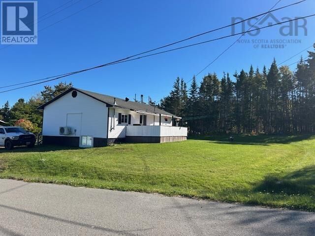 Property Photo:  29 Lakeview Drive  NS B0E 3B0 