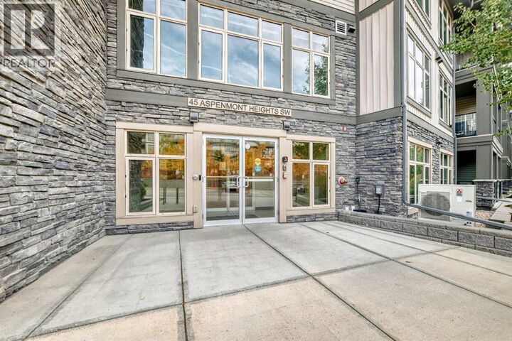 Property Photo: 45 Aspenmont Heights Southwest AB T3H 0E6