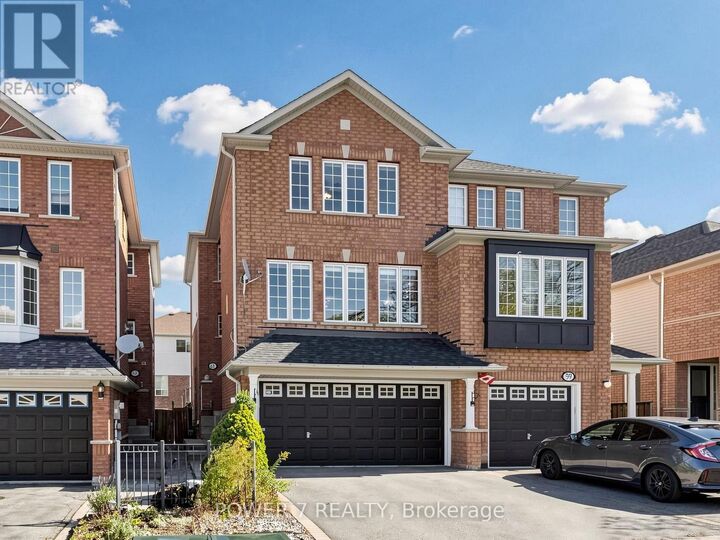 Property Photo: 61 Millcliff Circle ON L4G 7N9