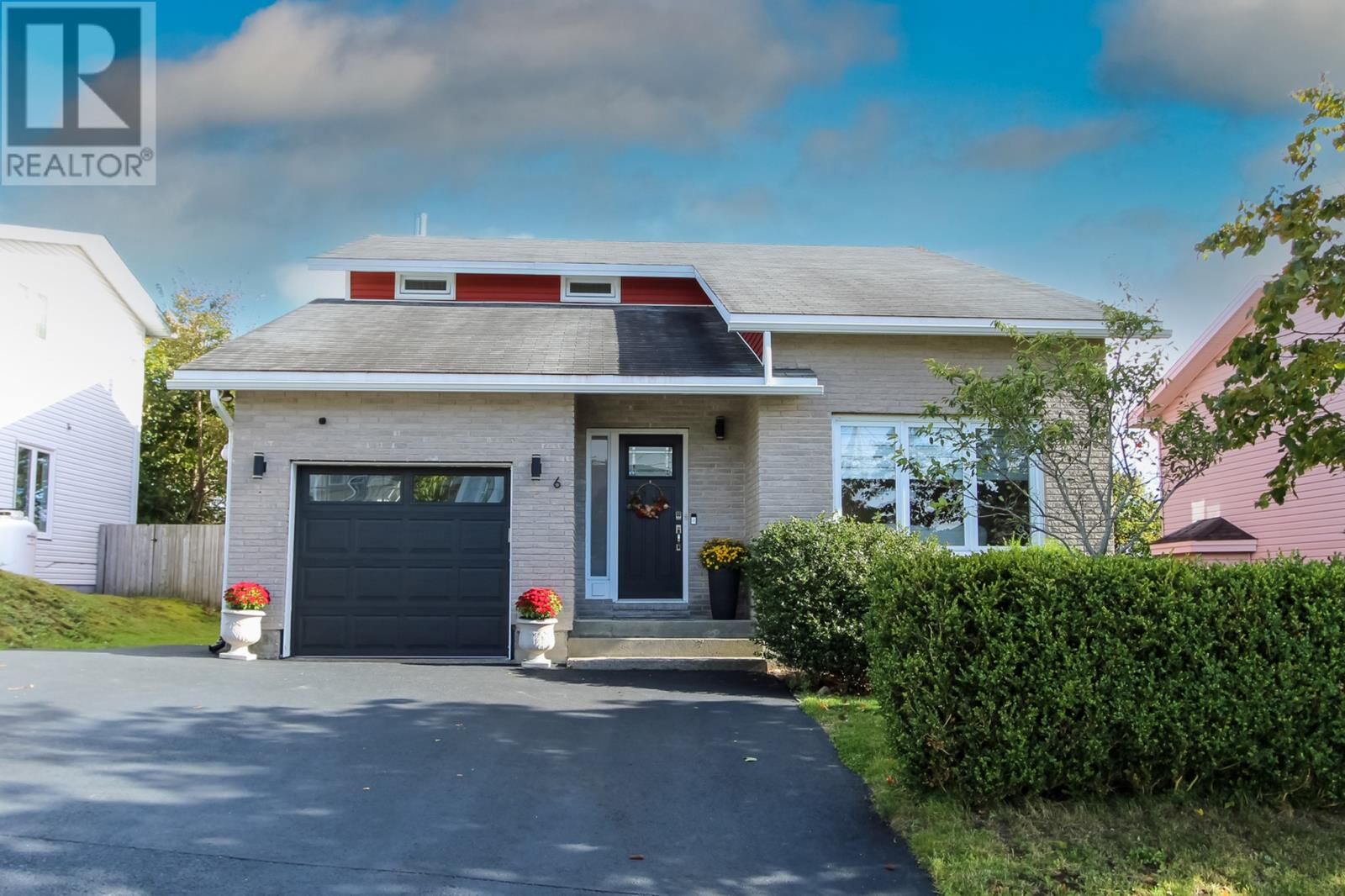 Property Photo:  6 Point Leamington Street  NL A1E 5X5 