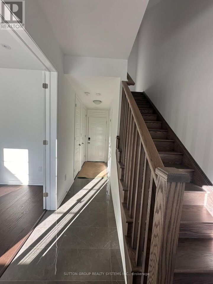 Property Photo:  157 Settlers Road  ON L6H 7X7 