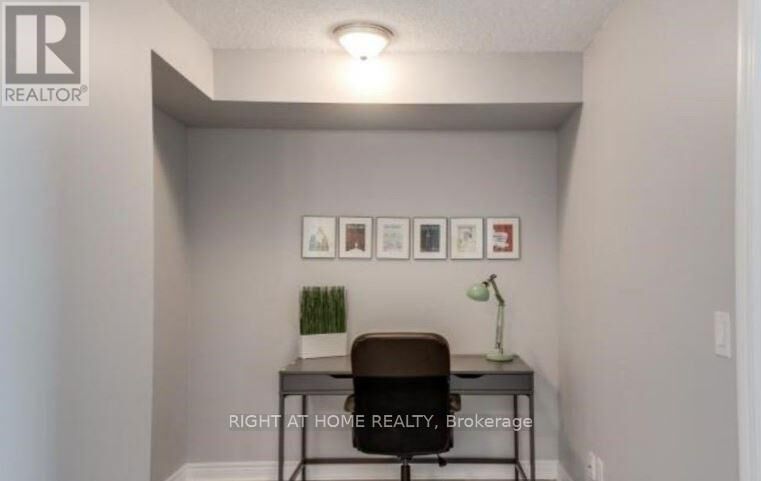 Property Photo:  50 Town Centre Court 701  ON M1P 4Y7 