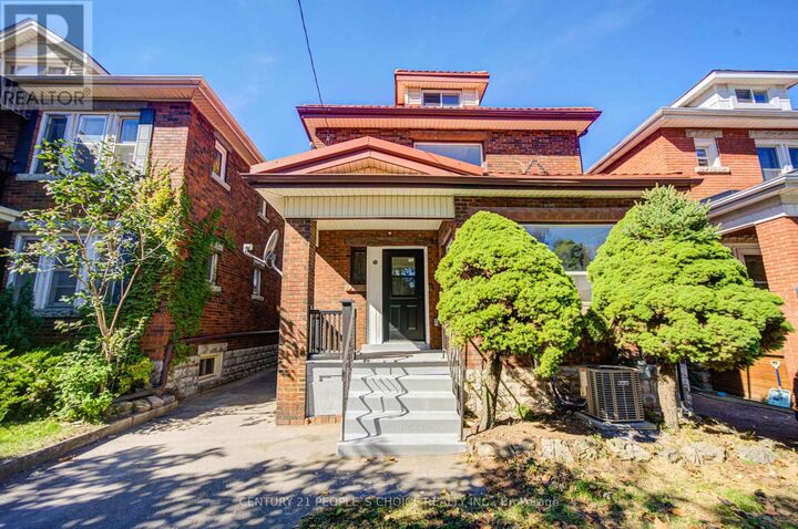 Property Photo:  176 London Street South  ON L8K 2G9 