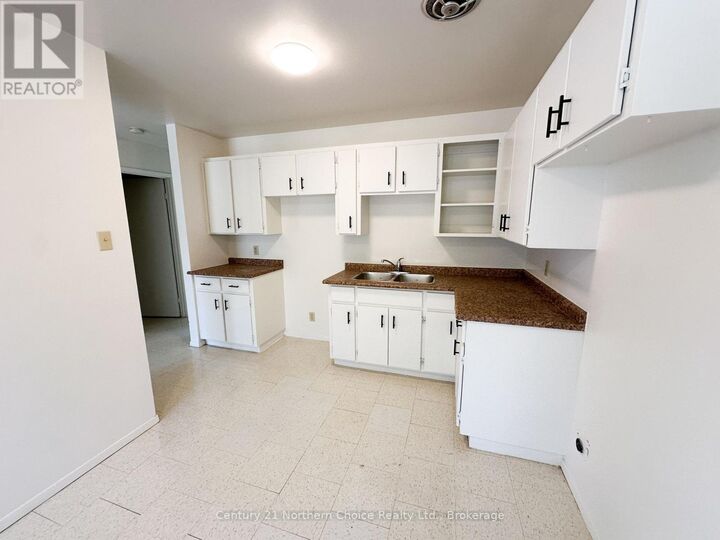 Property Photo:  46/48 Birch Drive  ON P0V 1T0 