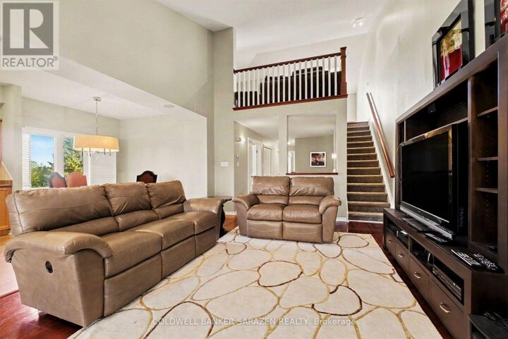 Property Photo:  12 Edenvale Drive  ON K2K 3L4 
