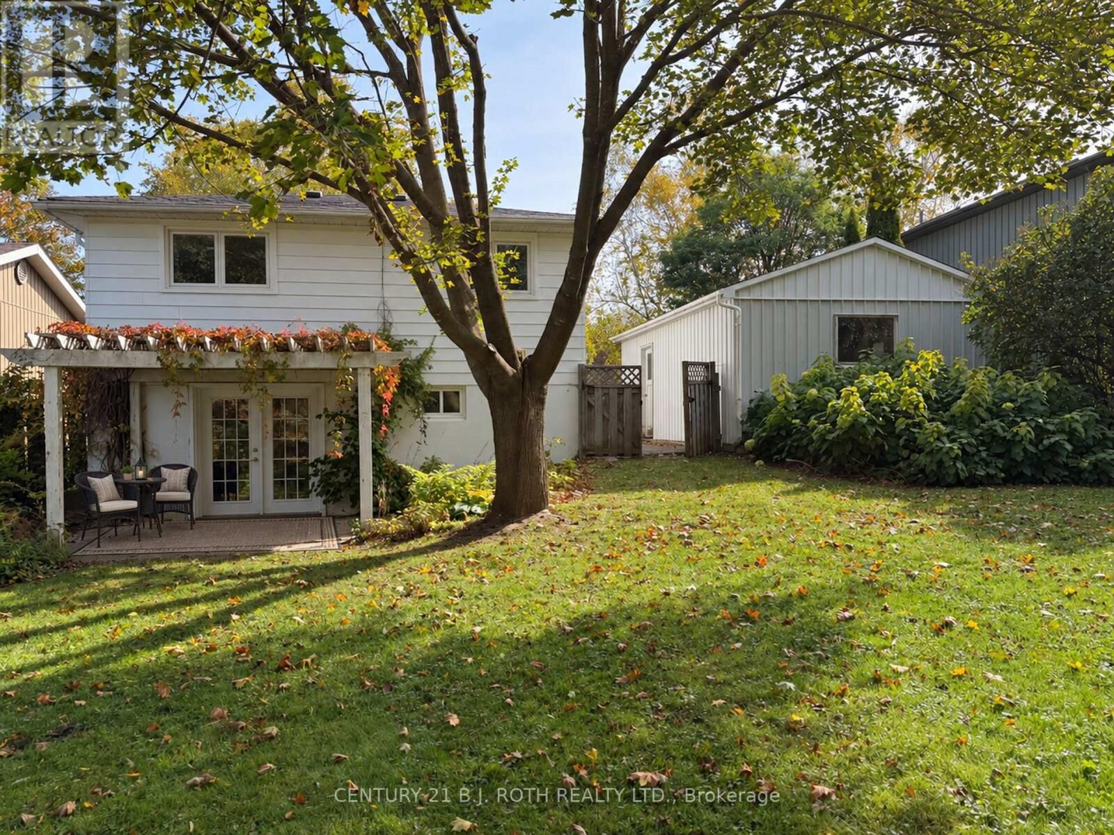 Property Photo:  72 Allan Street  ON L9L 1E6 