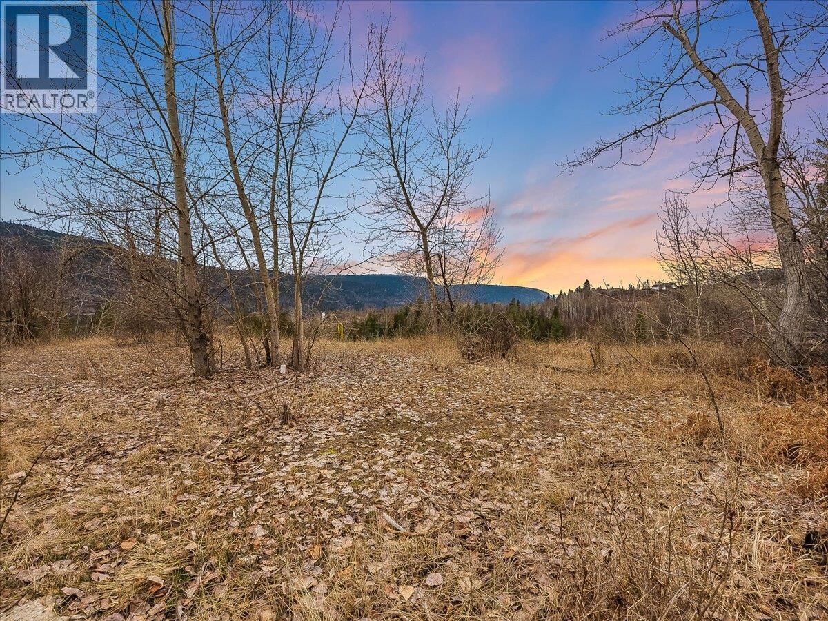 Property Photo:  1220 37th Street  BC V1N 3N1 