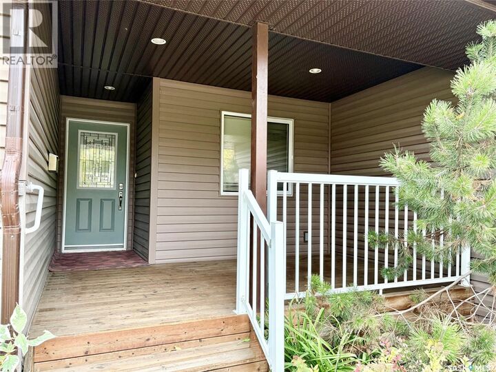 Property Photo: 142 Manitoba Avenue SK S3N 3G8