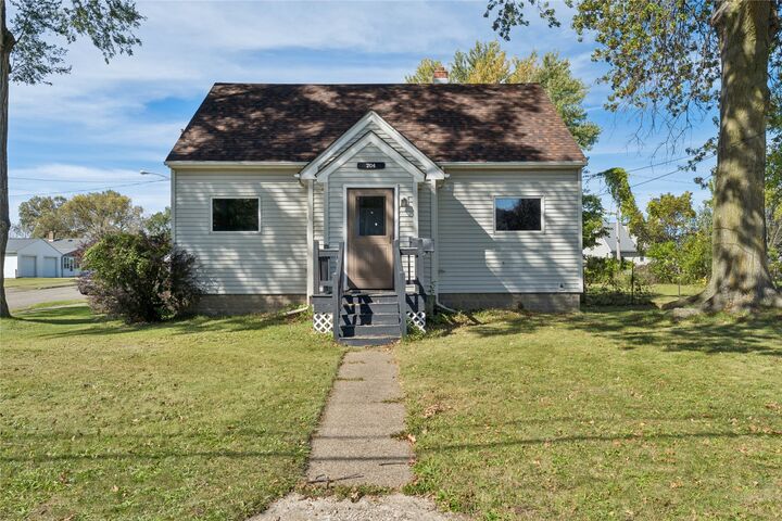 Property Photo: 704 E 38th Street PA 16504