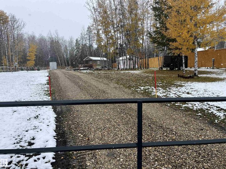 Property Photo:  112 9002 Hwy 16  AB T0E 2M0 