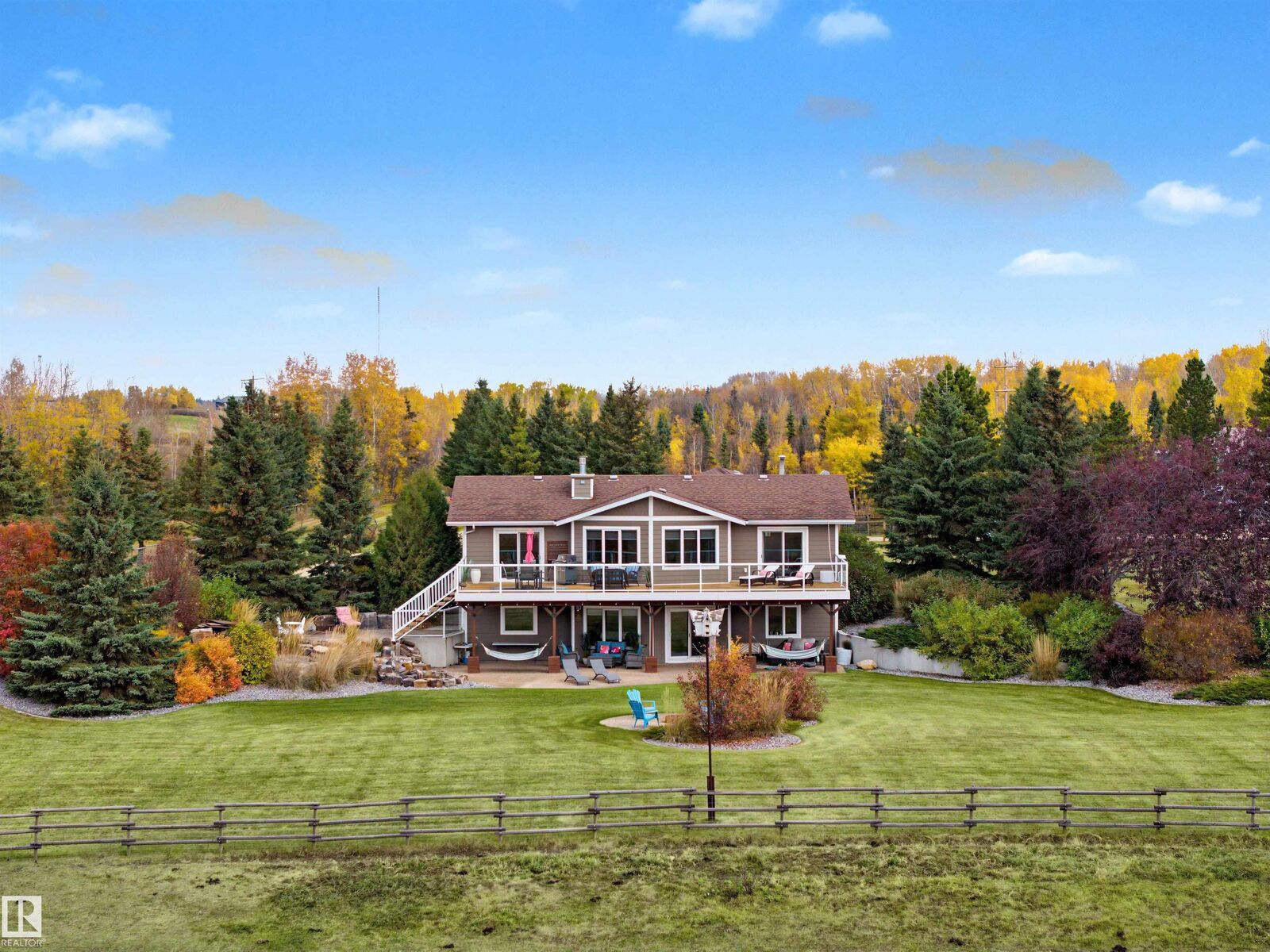 Property Photo: 22549 Twp Road 511 AB T8C 1H1