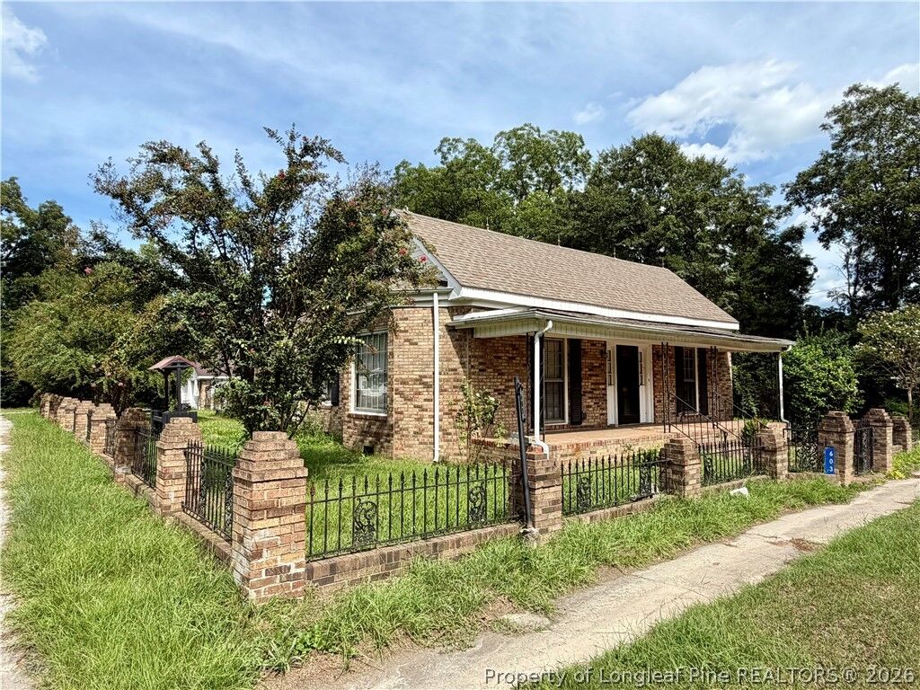 Property Photo: 603 74 Highway NC 28364