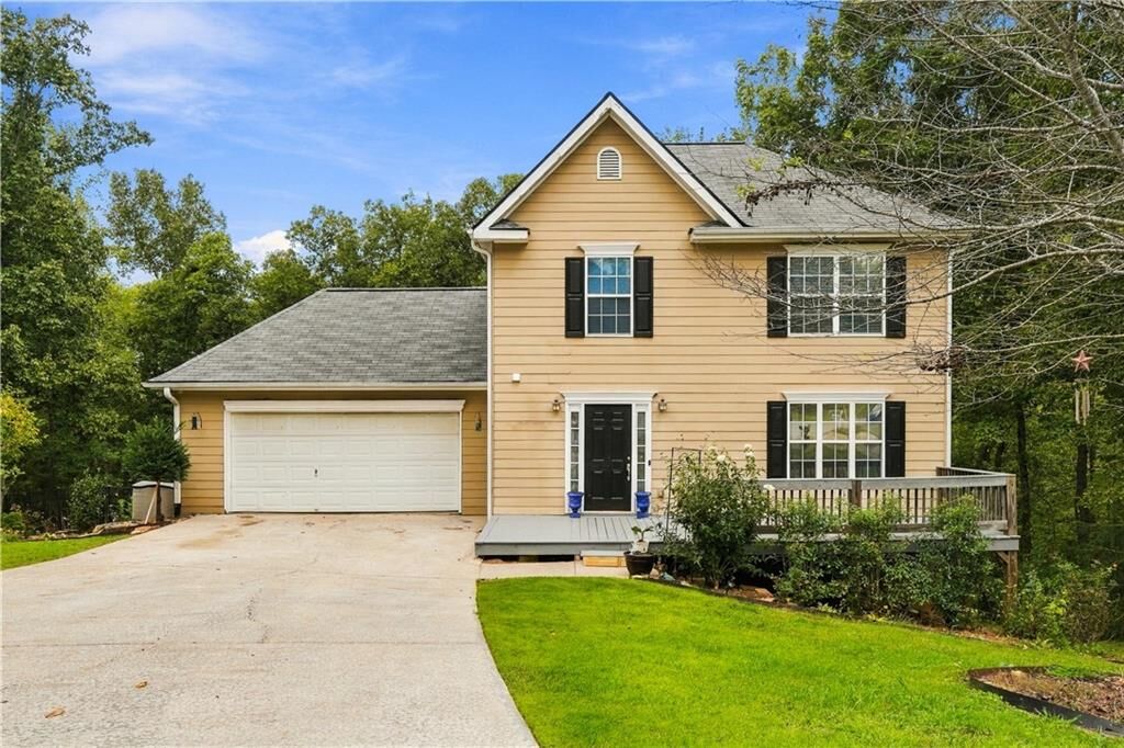 Property Photo:  196 W Scott Court  GA 30139 