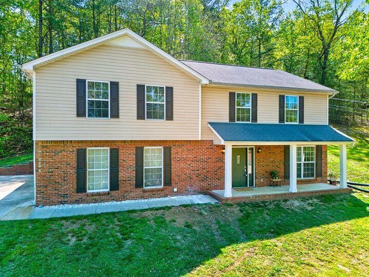 Property Photo: 8706 Wooded Vale Court TN 37341