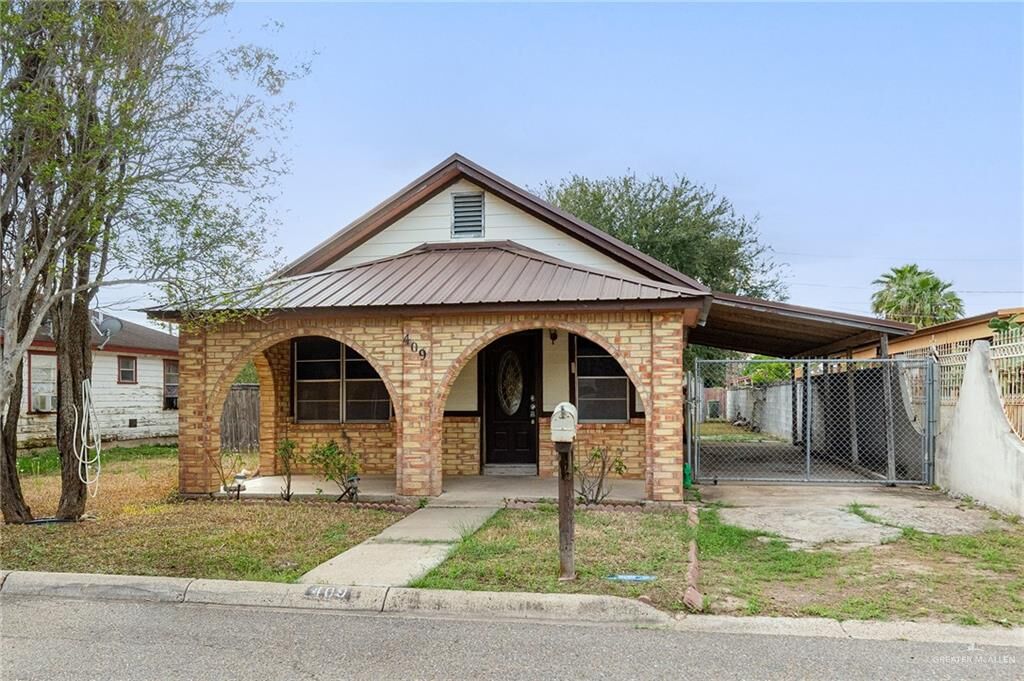 Property Photo:  409 Naranjo Street  TX 78572 