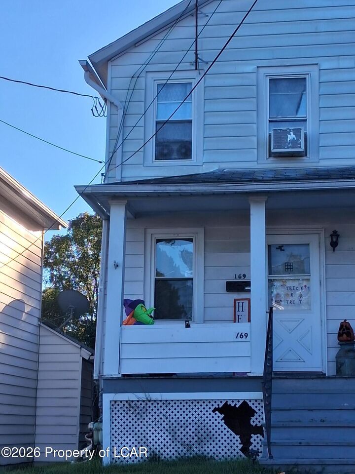 Property Photo: 169 - 171 Nottingham Street PA 18651