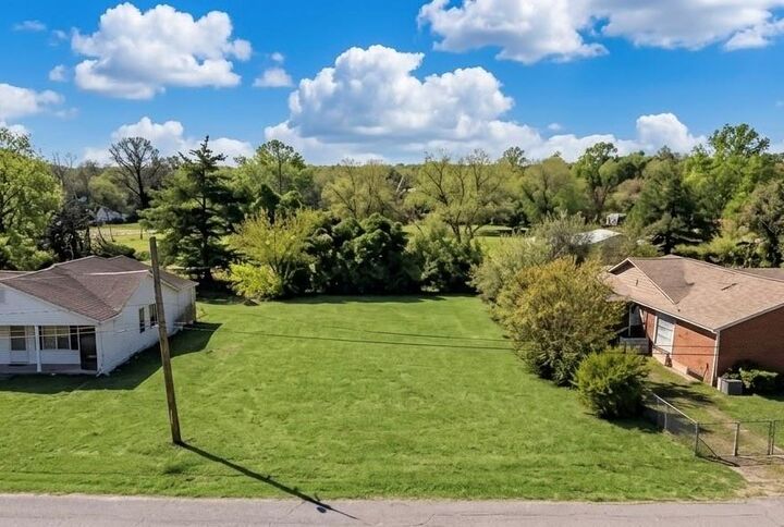 Property Photo:  1610 Carver Street  TX 77868 