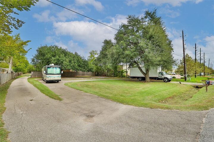 Property Photo: 3422 Longhorn Drive TX 77084