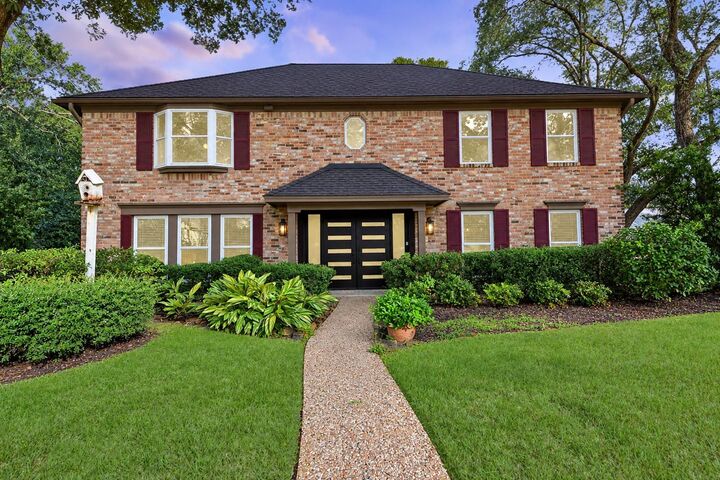 Property Photo: 5302 Boyce Springs Drive TX 77066