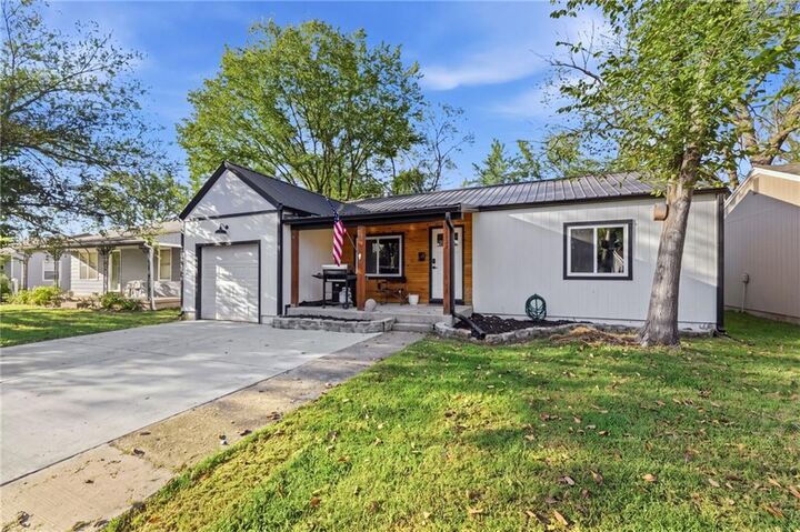 Property Photo:  1734 Main Street  KS 66064 