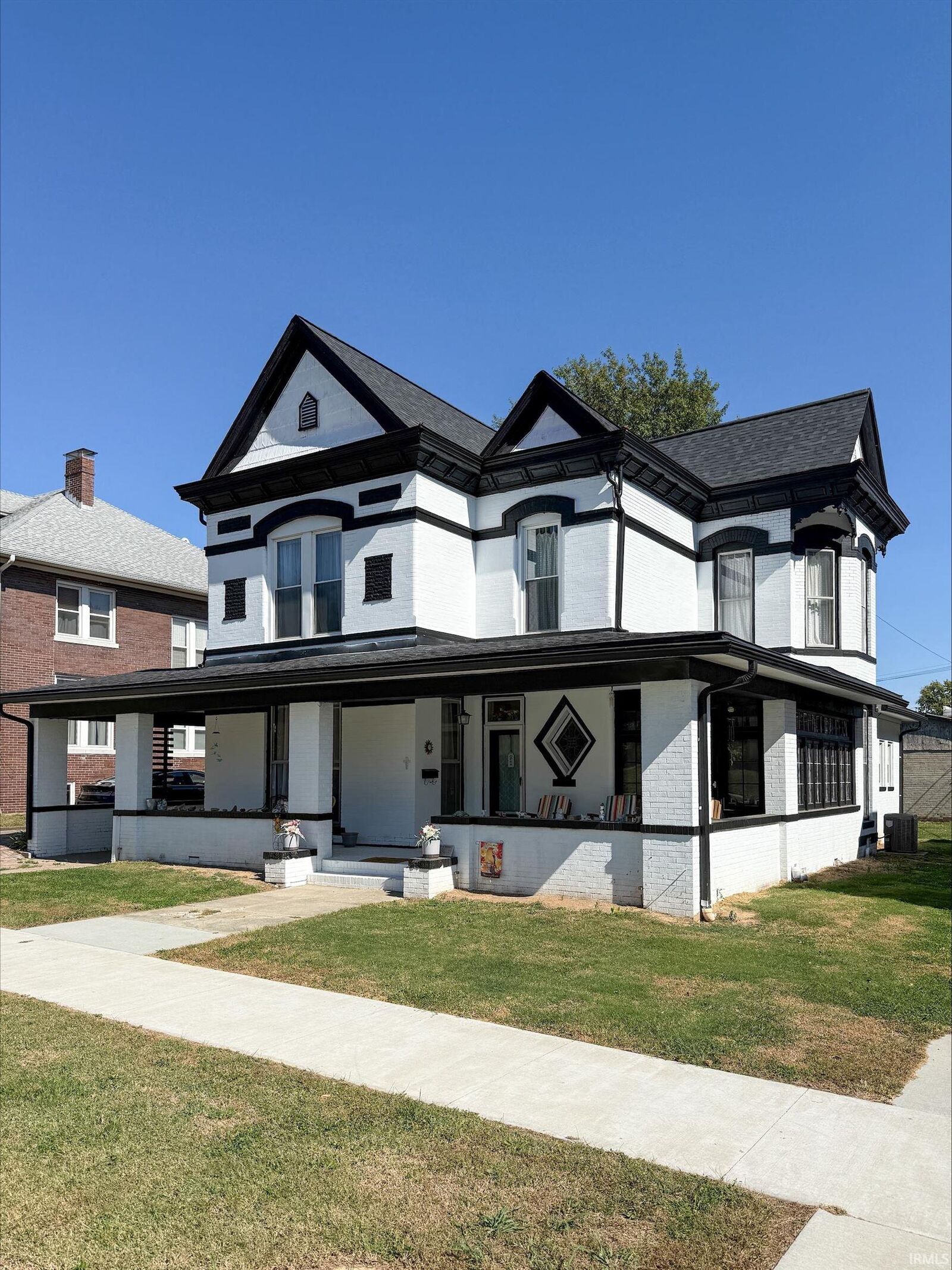 Property Photo:  415 N Geiger Street  IN 47542 