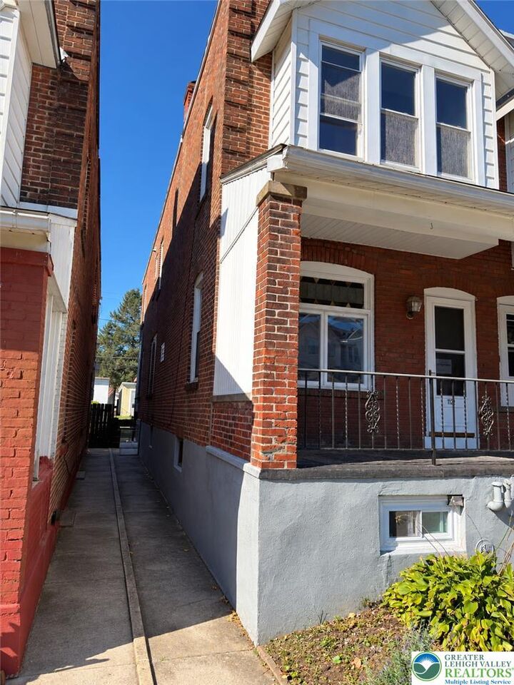 Property Photo:  1120 S 10th Street  PA 18103 