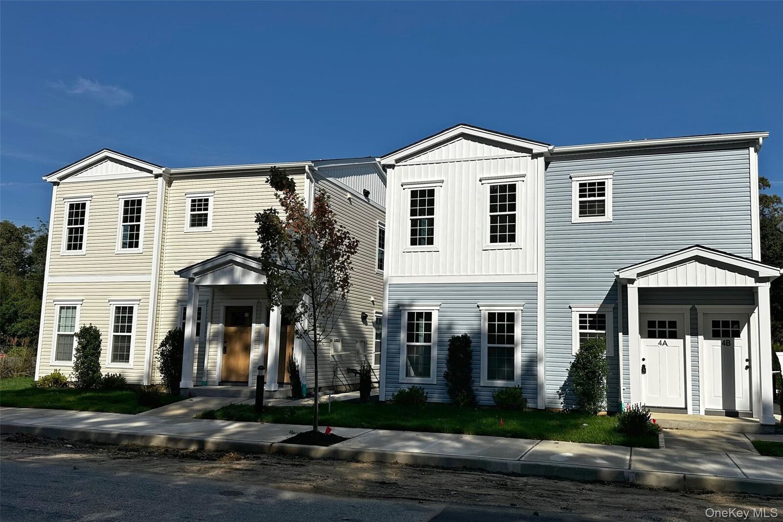 Property Photo:  7 Patton Avenue 1A  NY 11798 