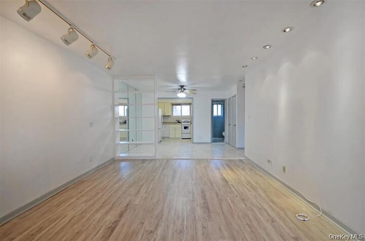 Property Photo:  70 West Street A10  NY 10528 