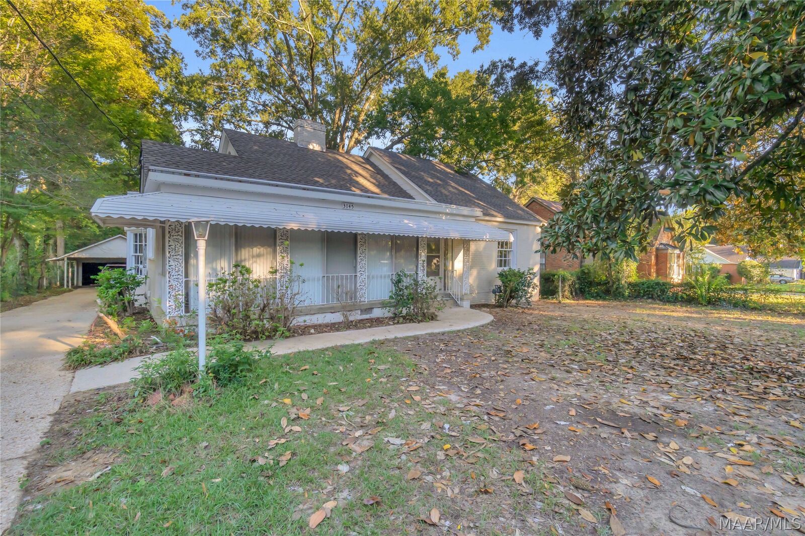 Property Photo:  3145 S Hull Street  AL 36105 