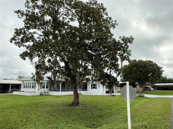 Property Photo:  1 Rabbit Trail  FL 34785 